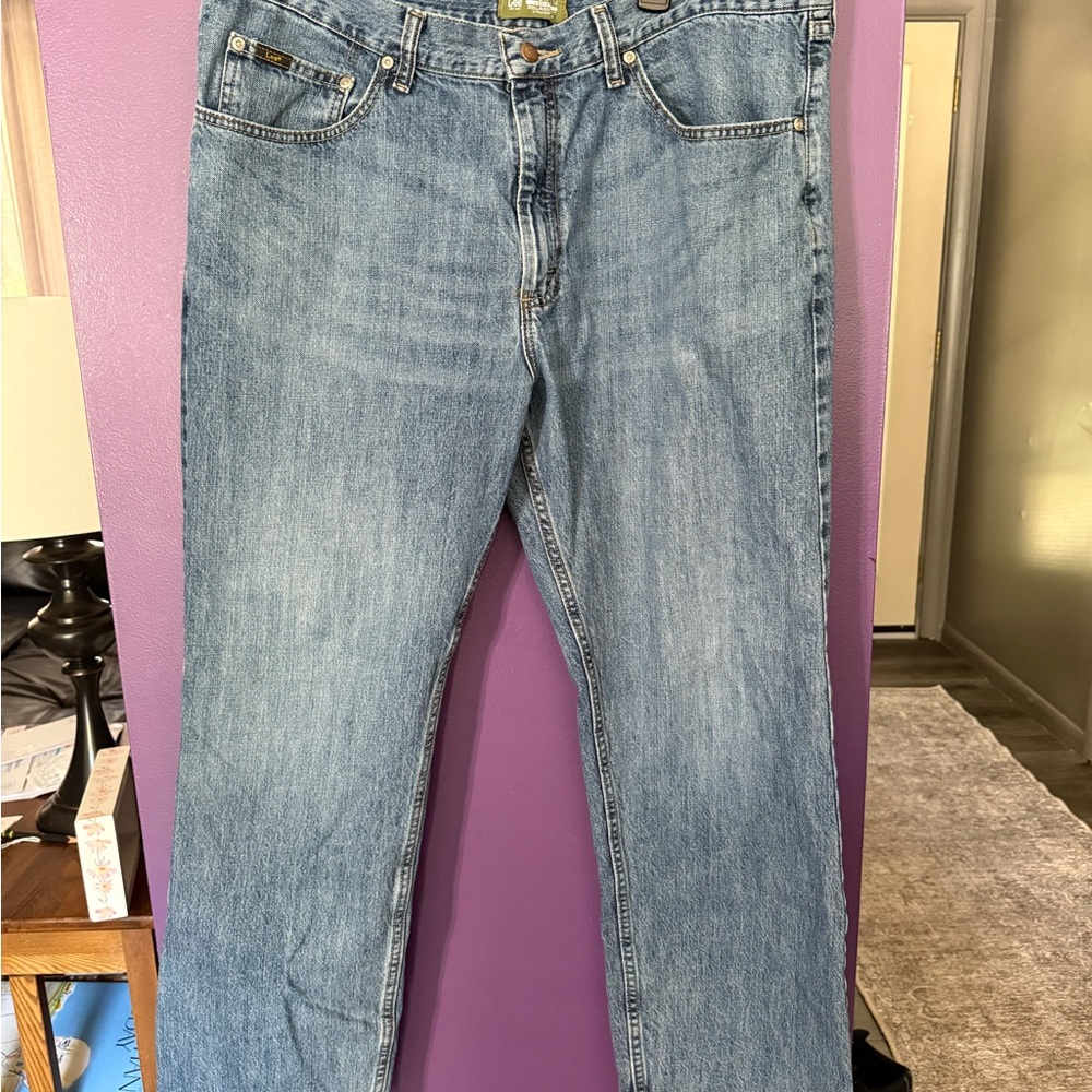 Lee Men's Light Blue Straight Jeans